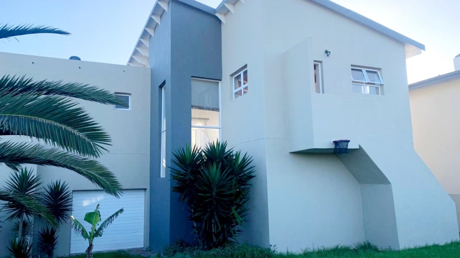 3 Bedroom Property for Sale in Sunset Estate Western Cape